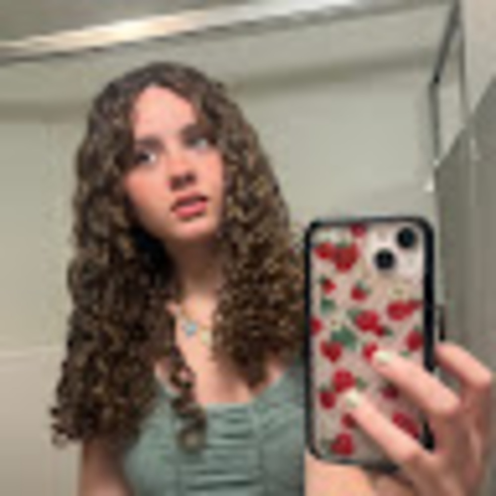 Meet your Posher, Emma